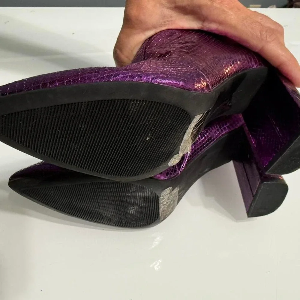💜 INC International Concepts Purple Metallic Snake-Embossed Boots – Size‎ 5M